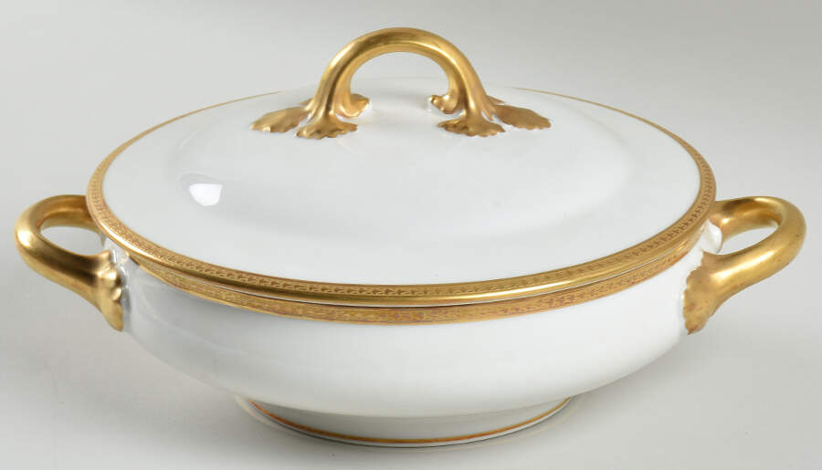 GUE11 Round Covered Vegetable by WM Guerin-1