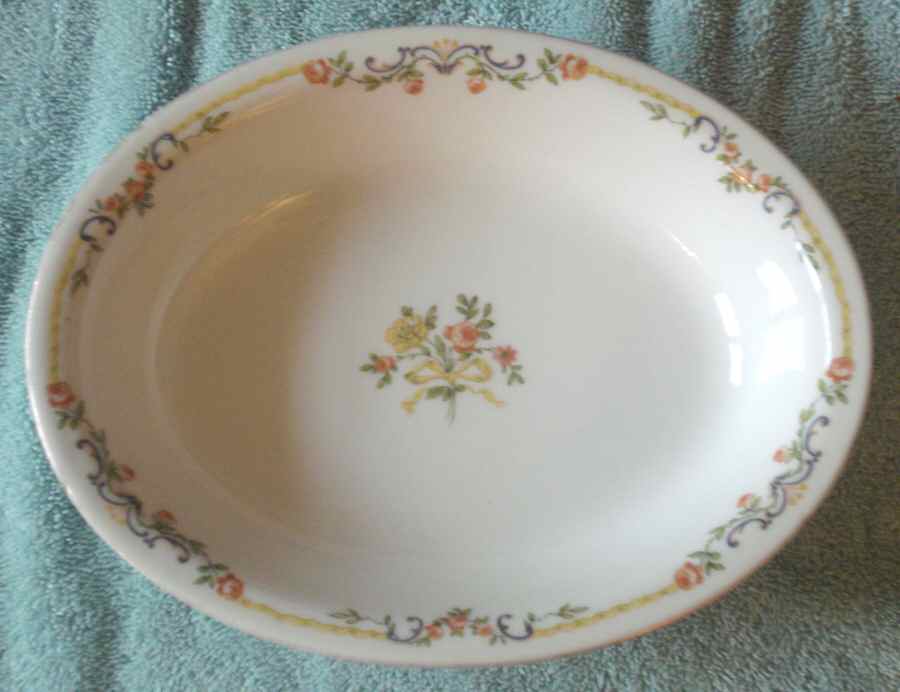 GUE121 9" Oval Vegetable Bowl by WM Guerin-1