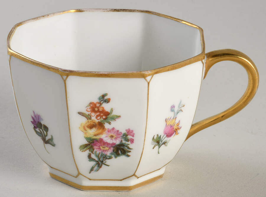 GUE127 Flat Cup by WM Guerin-1