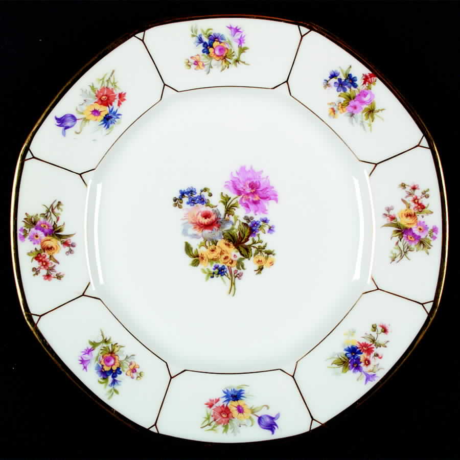 GUE127 Luncheon Plate by WM Guerin-1