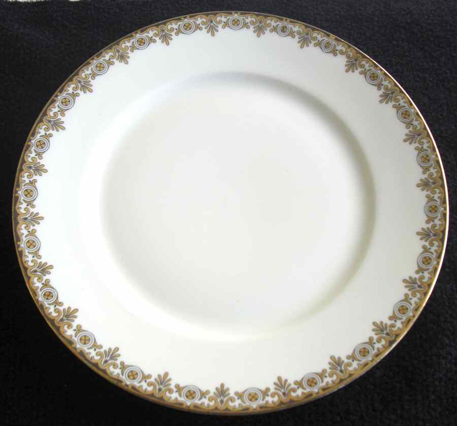 GUE132 Dinner Plate by WM Guerin-1