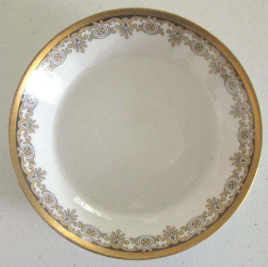 GUE132 Fruit/Dessert (Sauce) Bowl by WM Guerin-1