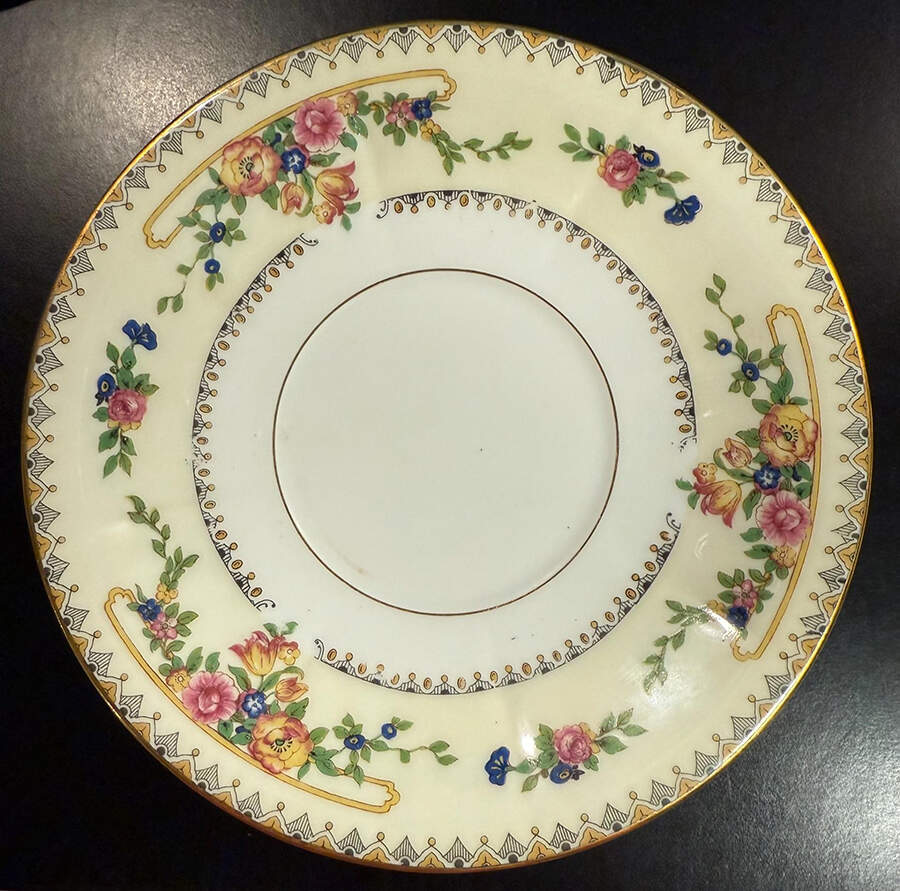 GUE144 Saucer by WM Guerin-1