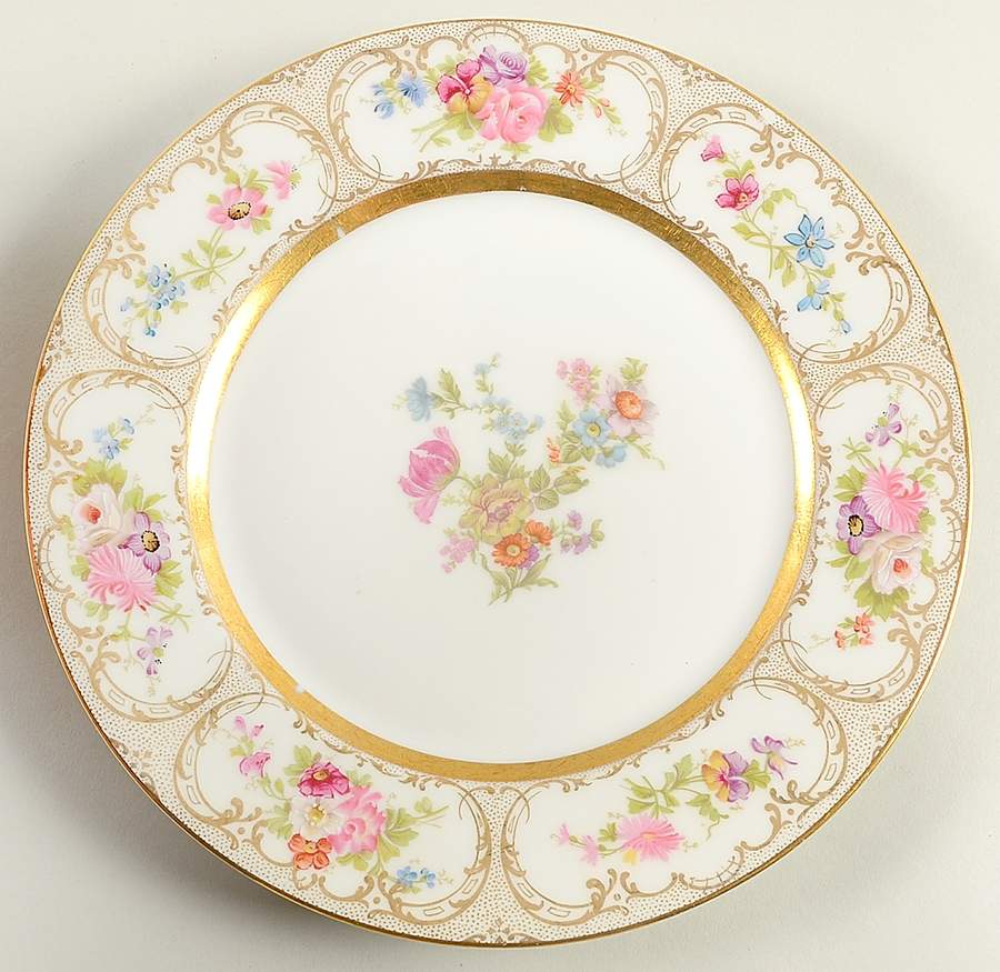 GUE145 Luncheon Plate by WM Guerin-1