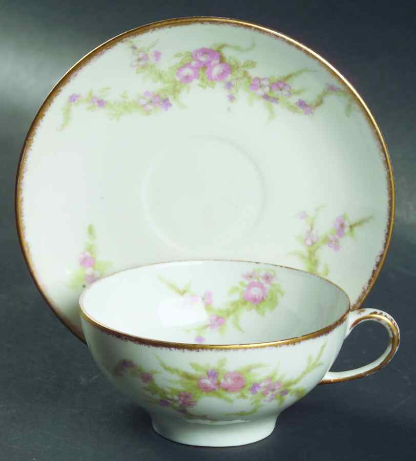 GUE149 Flat Cup & Saucer Set by WM Guerin-1