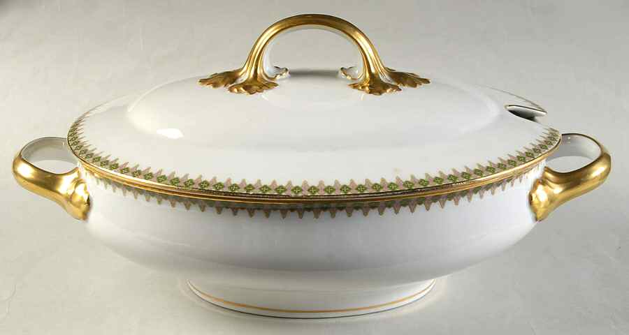 GUE16 Oval Tureen & Lid by WM Guerin-1