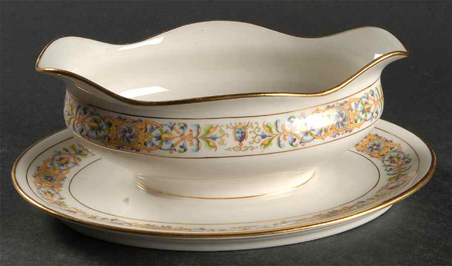 GUE23 Gravy Boat w/Attached Underplate & Lid by WM Guerin-1
