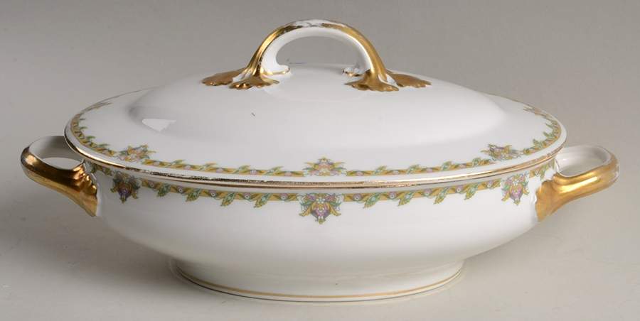 GUE24 Oval Covered Vegetable by WM Guerin-1