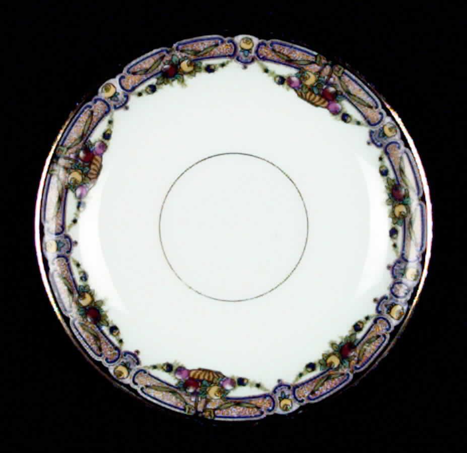 GUE27 Saucer by WM Guerin-1