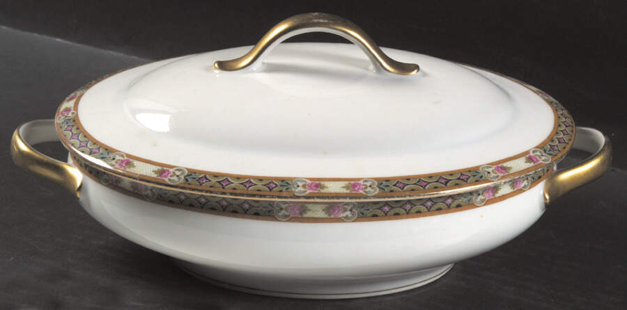 GUE32 Oval Covered Vegetable by WM Guerin-1