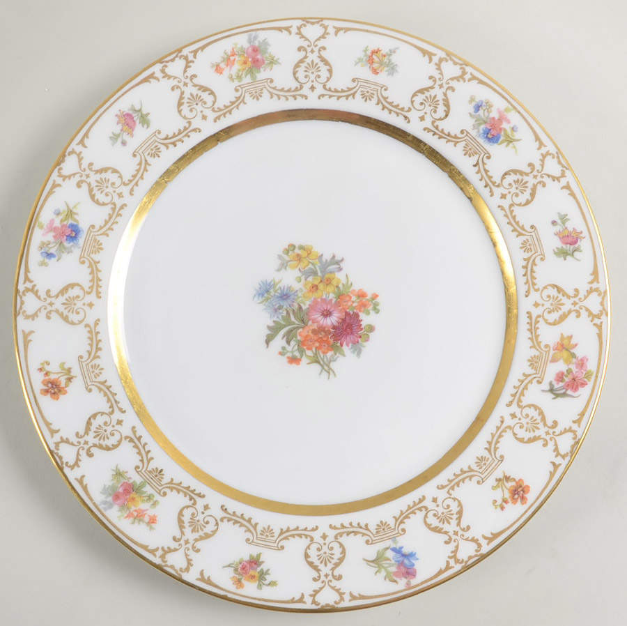 GUE33 Dinner Plate by WM Guerin-1