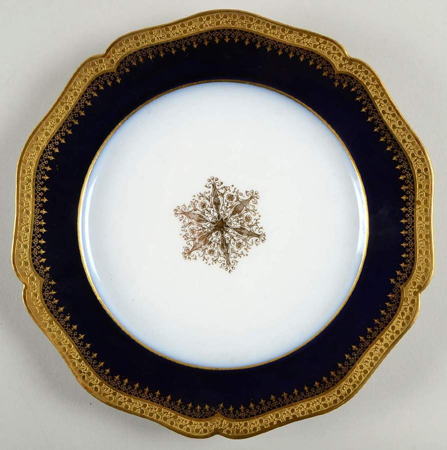 GUE34 Luncheon Plate by WM Guerin-1