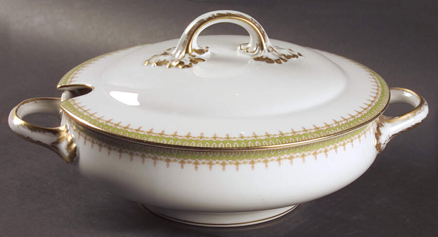 GUE4 Tureen &  Lid by WM Guerin-1