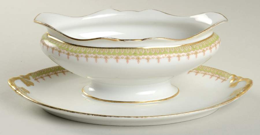 GUE4 Gravy Boat with Attached Underplate by WM Guerin-1