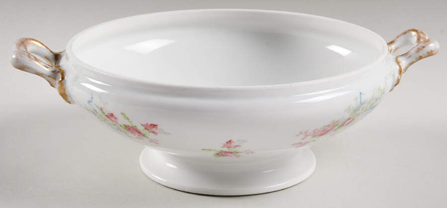 GUE5 Round Vegetable No Lid by WM Guerin-1