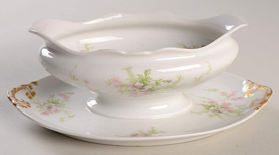 GUE52 Gravy Boat with Attached Underplate by WM Guerin-1