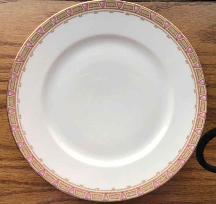 GUE55 Dinner Plate by WM Guerin-1