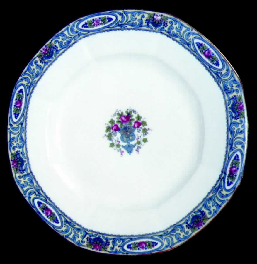 GUE62 Dinner Plate by WM Guerin-1