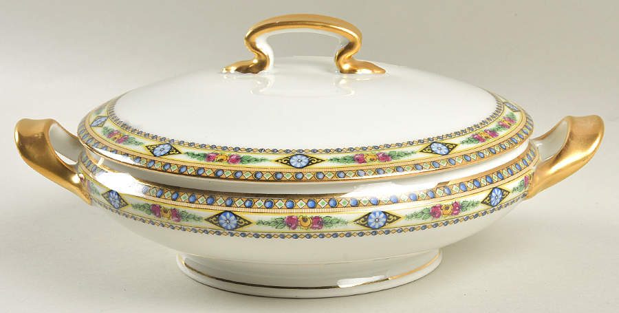 GUE86 Round Covered Vegetable by WM Guerin-1