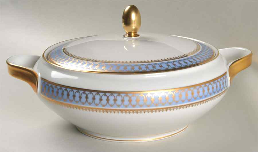 Blue Pageant Round Covered Vegetable by Gerold Porzellan-1