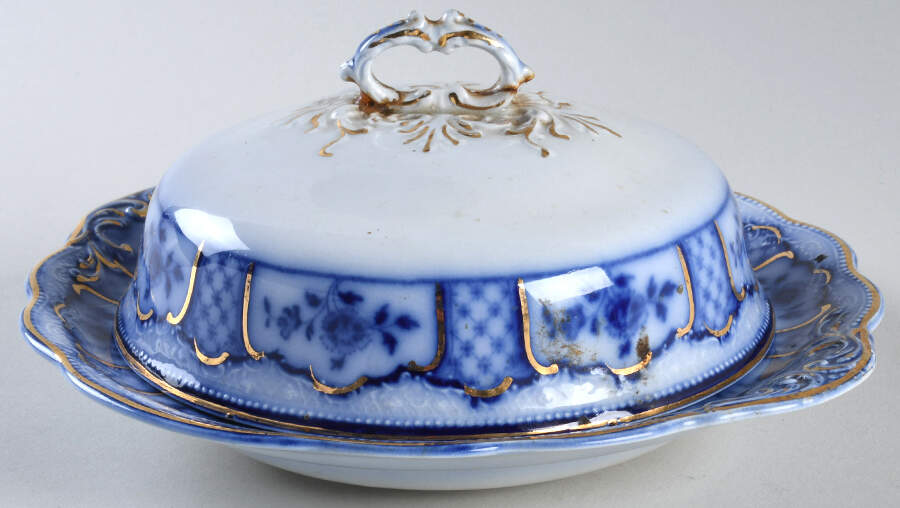 Melbourne (Flow Blue) Round Covered Butter by Grindley-1