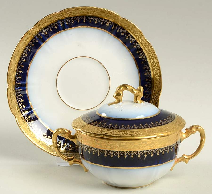 GUE182 Cream Soup Bowl & Saucer Set with Lid by WM Guerin-1