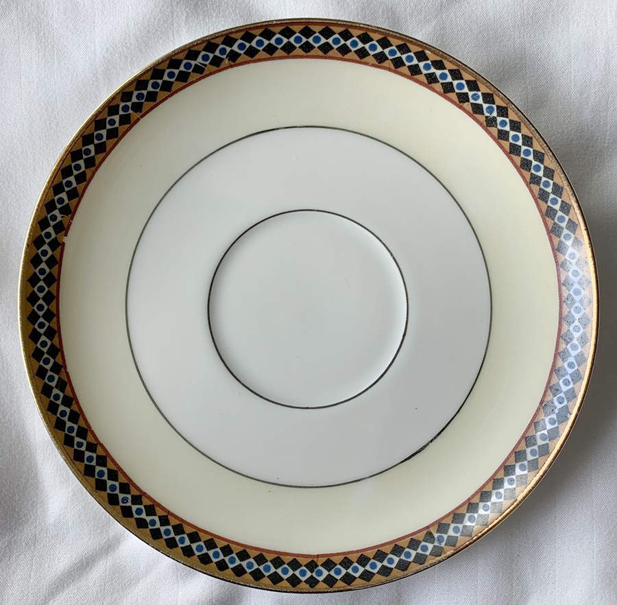 GUE183 Saucer by WM Guerin-1