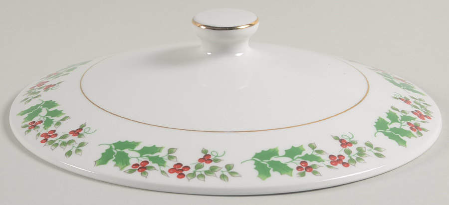 Christmas Charm-Delight-Holiday-Harmony Lid for 2 Qt Round Covered Casserole by Gibson Designs-1