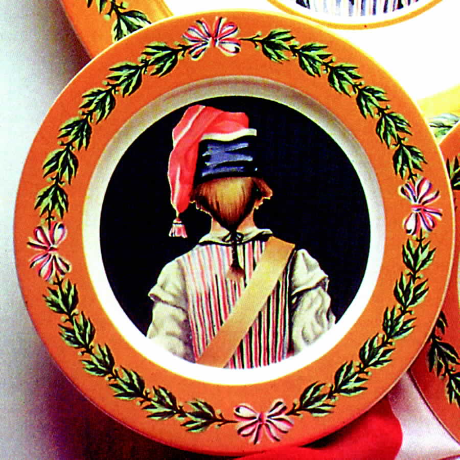 Les Coiffes Salad Plate by Faiencerie De Gien-1