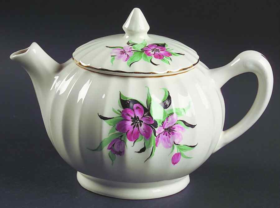 GEO150 Teapot & Lid by WS George-1
