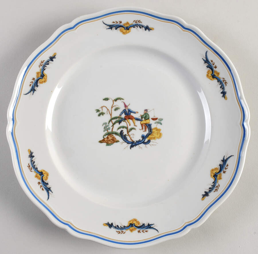 Chinois Dinner Plate by Ginori 1735-1