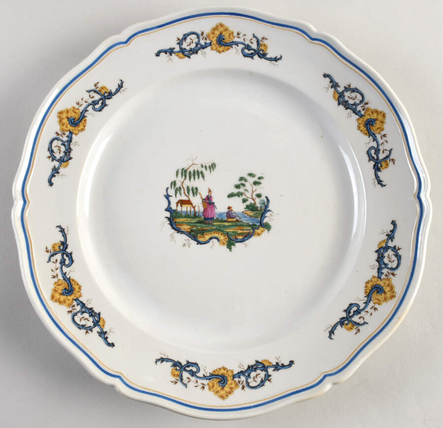 Chinois 12" Chop Plate (Round Platter) by Ginori 1735-1