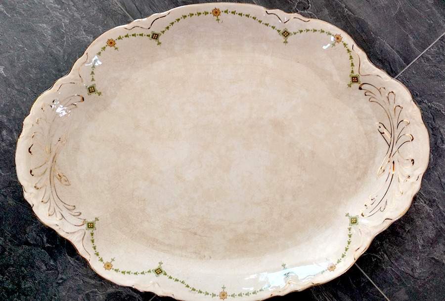 GEO158 17" Oval Serving Platter by WS George-1