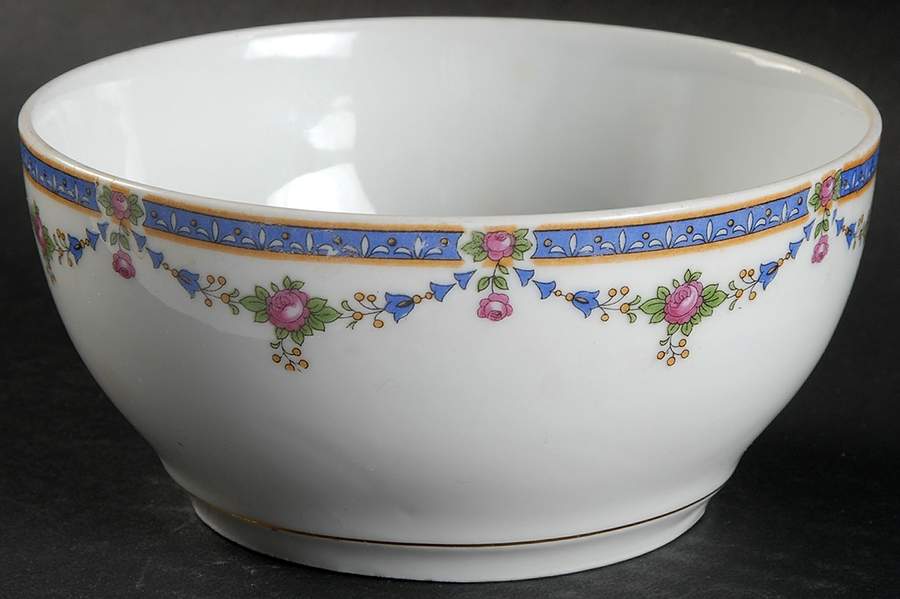 GMY11V Cranberry Bowl by Germany-1