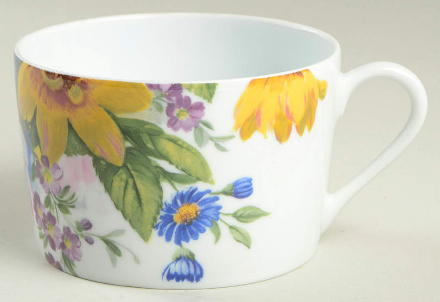 Alice Oversized Cup by Bill Goldsmith-1