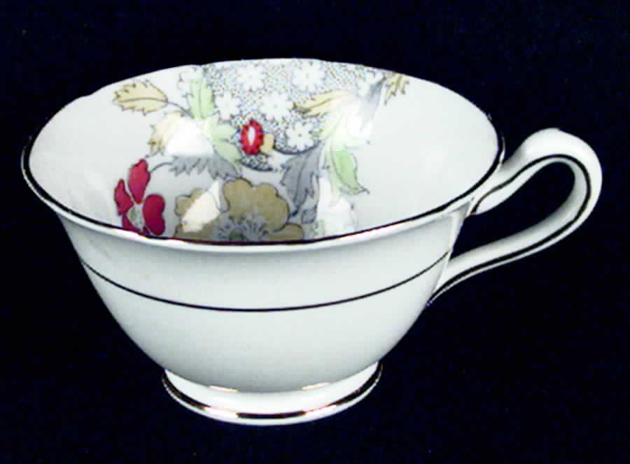 9512 Footed Cup by Grosvenor-1