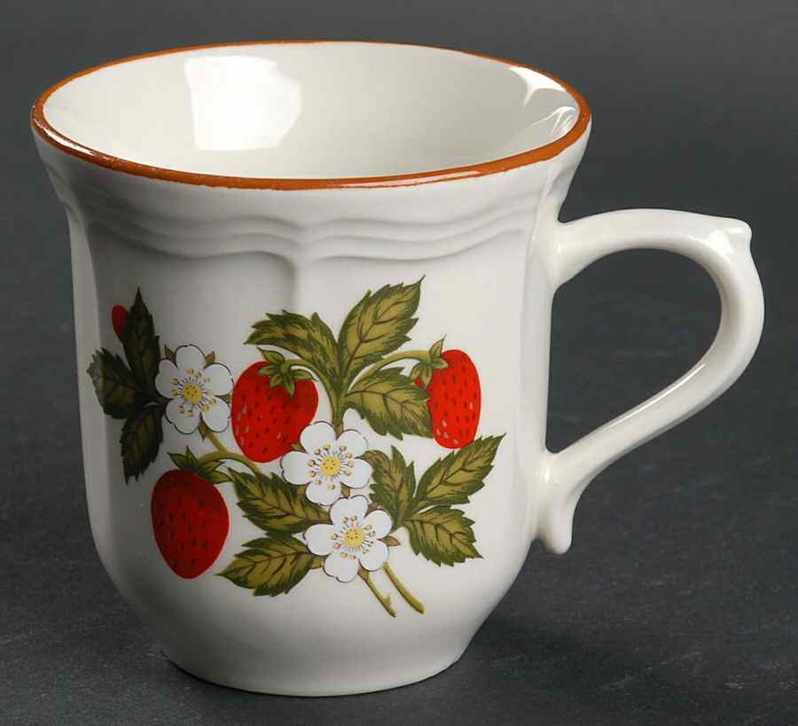 GID29 Flat Cup by Gibson Designs-1