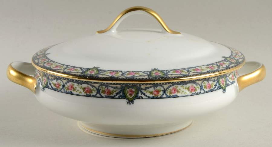 GUE211 Round Covered Vegetable by WM Guerin-1