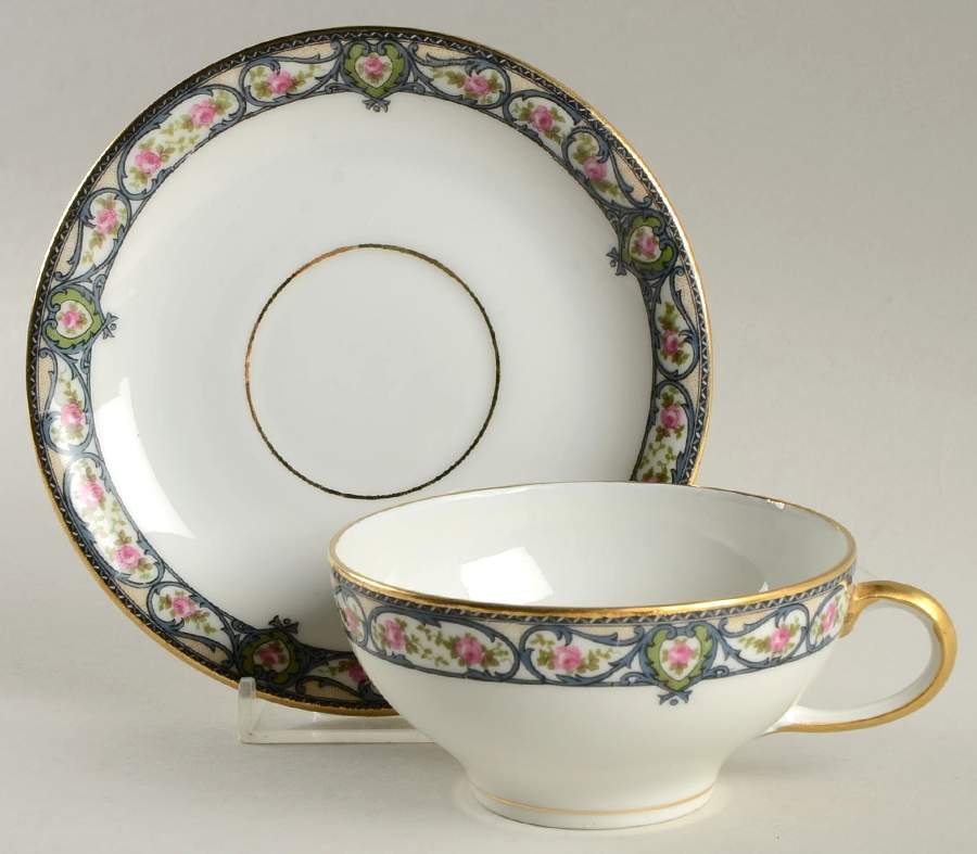 GUE211 Footed Cup & Saucer Set by WM Guerin-1