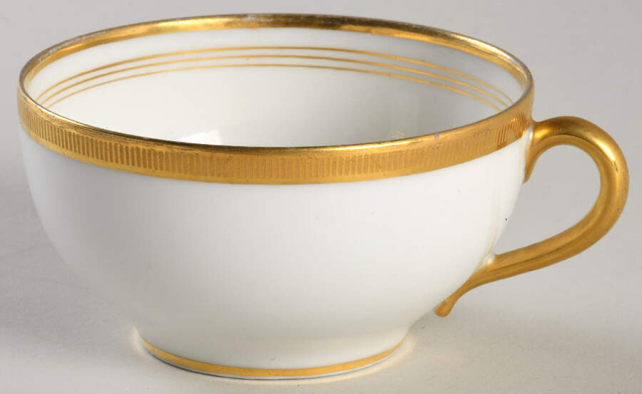 Lineal Fruit/Dessert (Sauce) Bowl by Ginori 1735-1