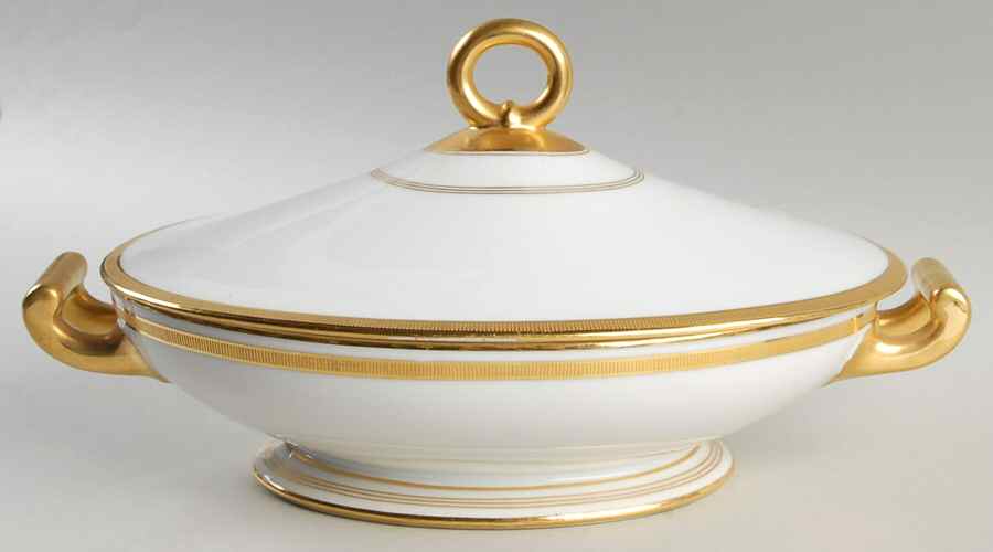 Lineal Oval Covered Vegetable by Ginori 1735-1
