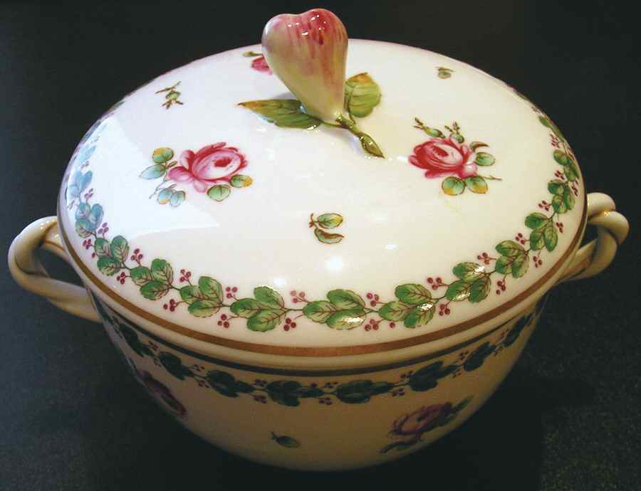 1508 Sugar Bowl & Lid by Ginori 1735-1