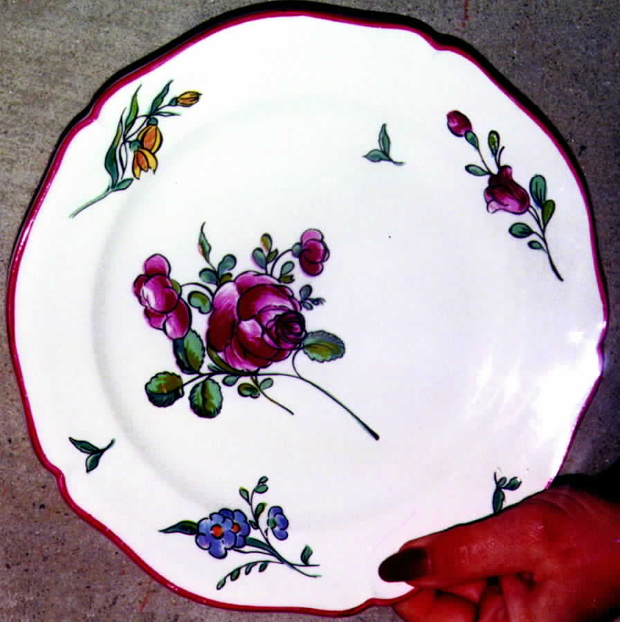 Strasbourg Dinner Plate by Faiencerie De Gien-1