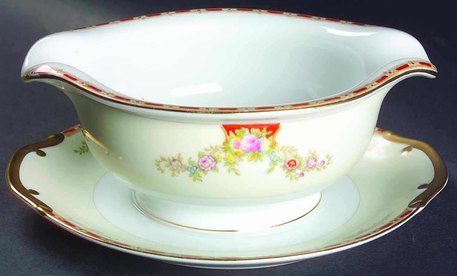 Ogden Gravy Boat with Attached Underplate by Grace-1