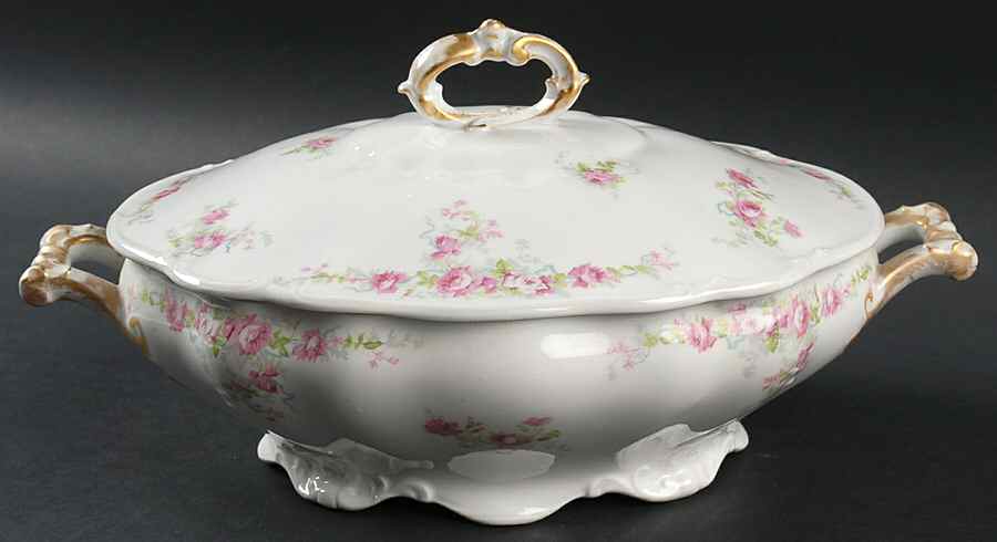 GUE222 Oval Covered Vegetable by WM Guerin-1