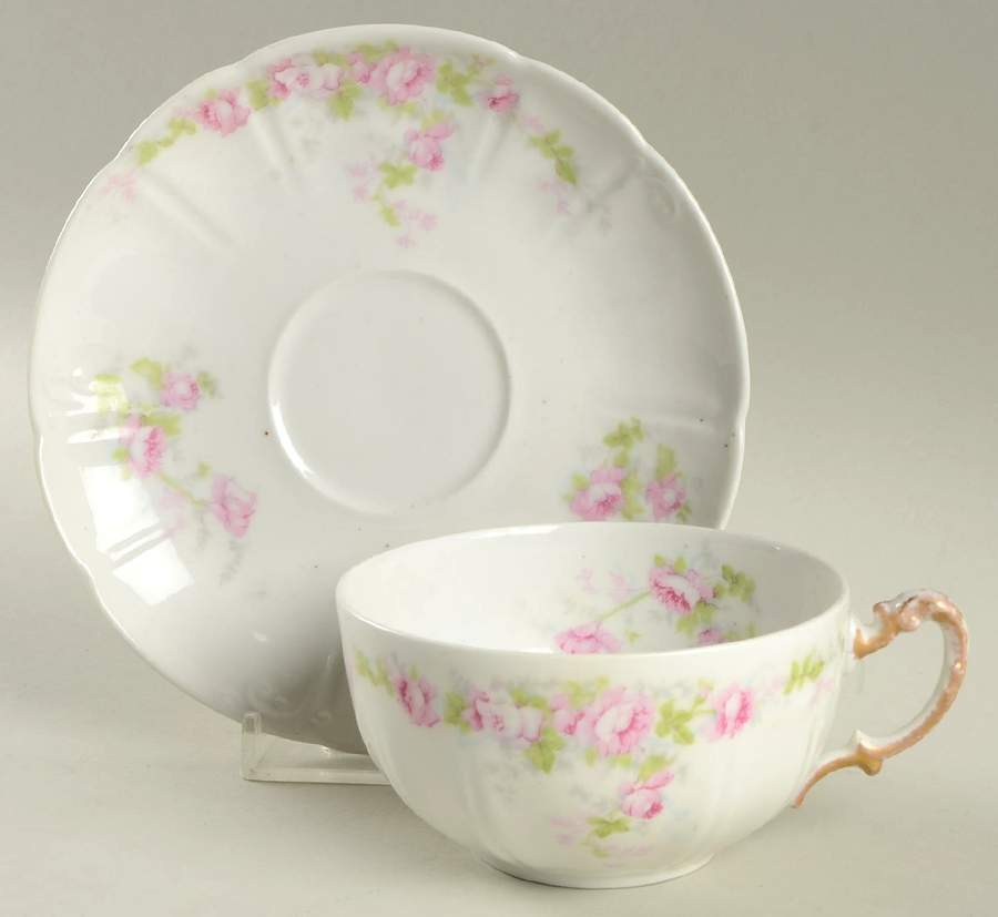 GUE222 Flat Cup & Saucer Set by WM Guerin-1