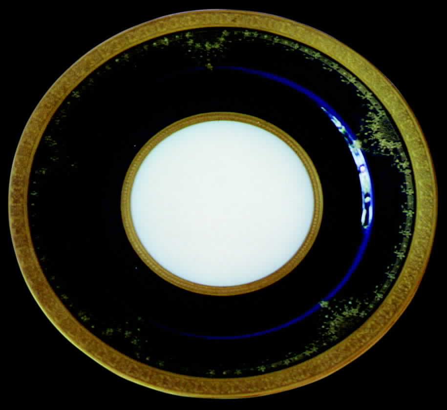 GUE225 Dinner Plate by WM Guerin-1
