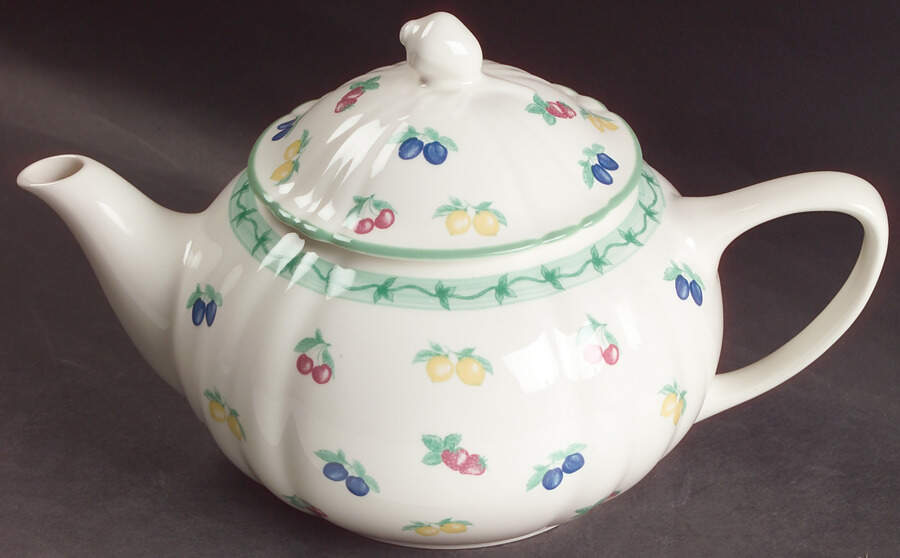 Boboli Gardens Teapot & Lid by Ginori 1735-1