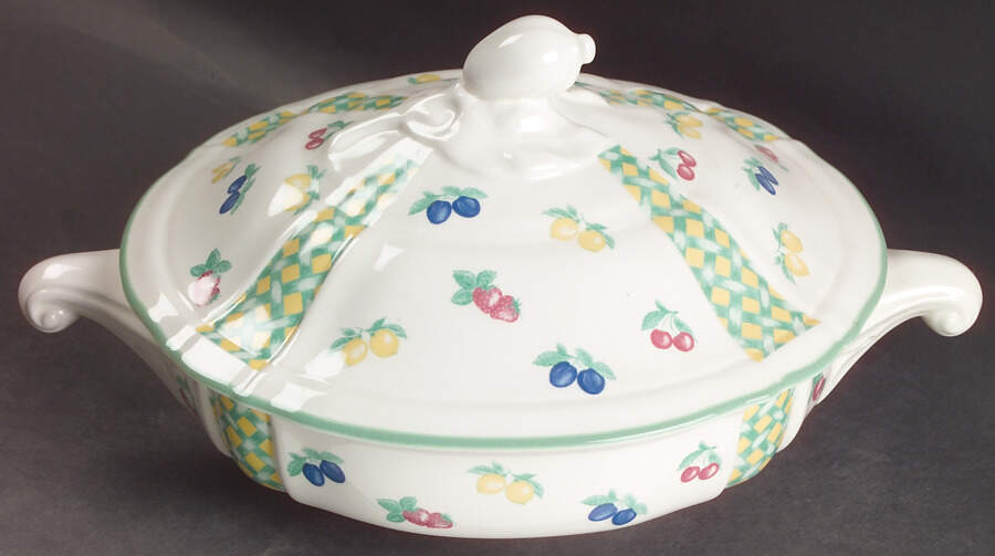 Boboli Gardens Oval Covered Vegetable by Ginori 1735-1