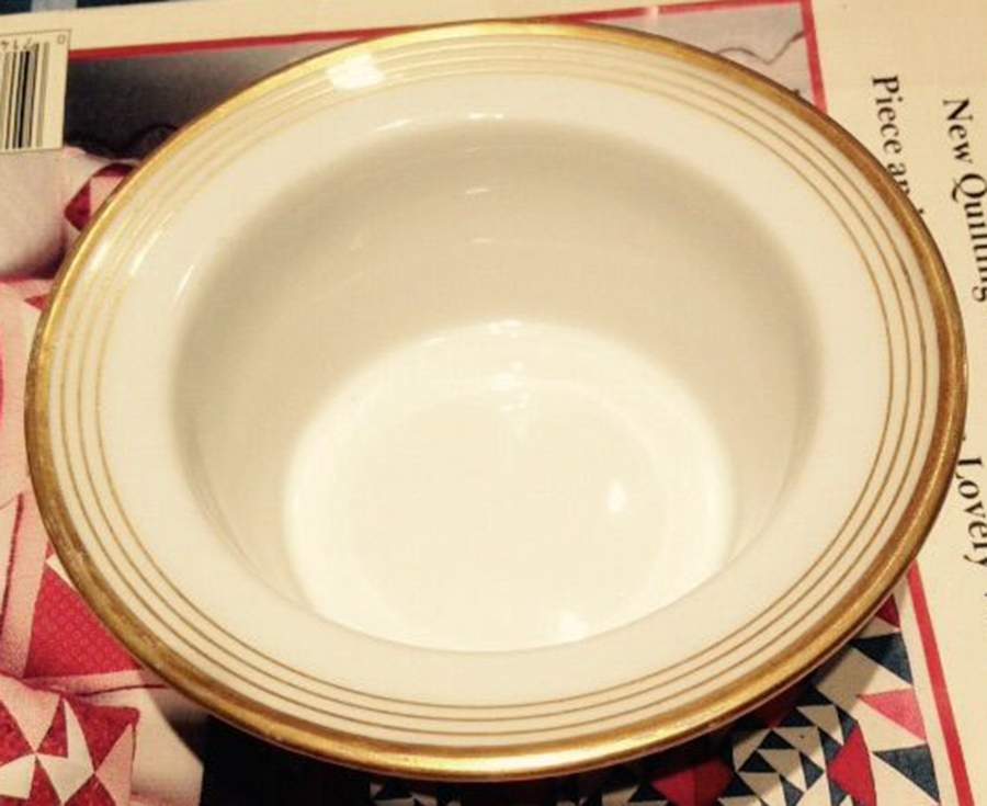 GUE235 Ramekin by WM Guerin-1
